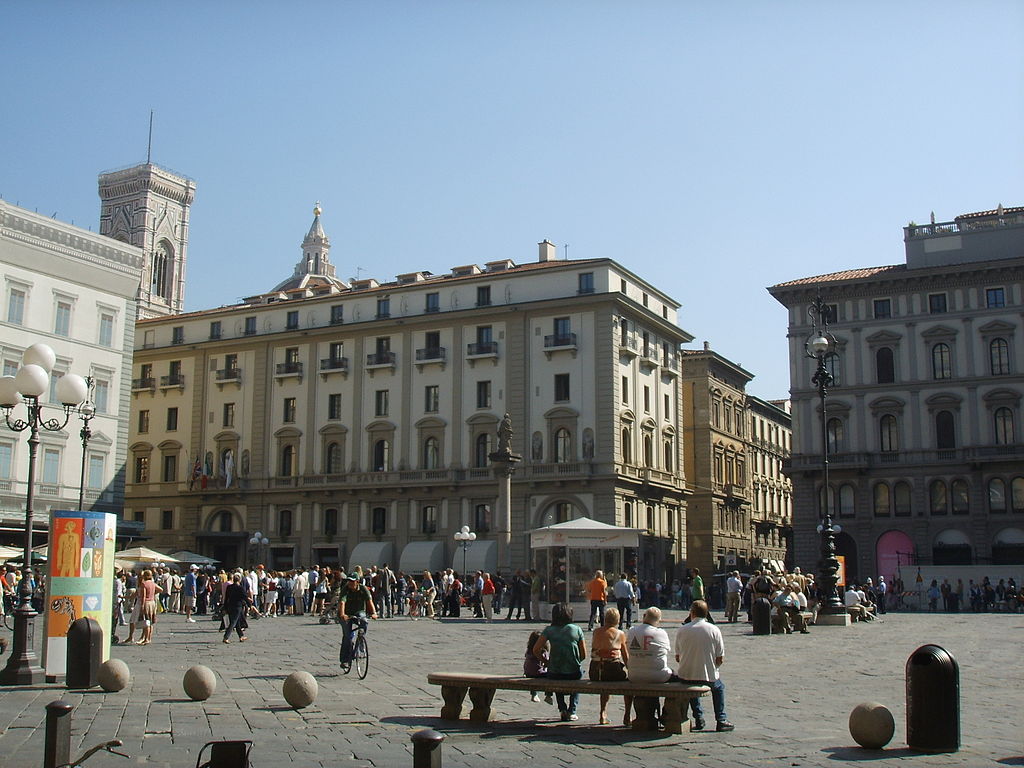Piazza della Repubblica; Florencia - autor