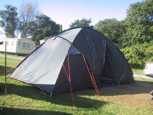 Camping, opción ideal para los amantes del campo.