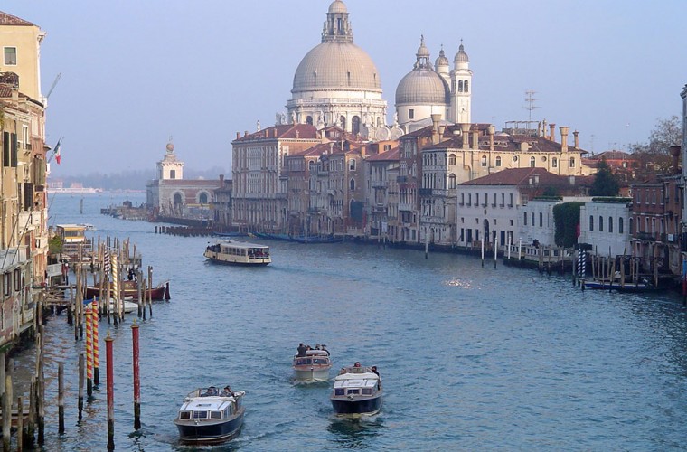 Puerto de Venecia