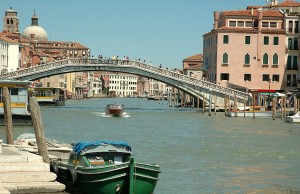Puente de los Descalzos (Venecia)