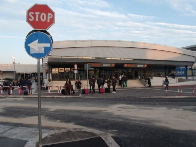 Aeropuerto de Roma-Ciampino: Llegadas de vuelos